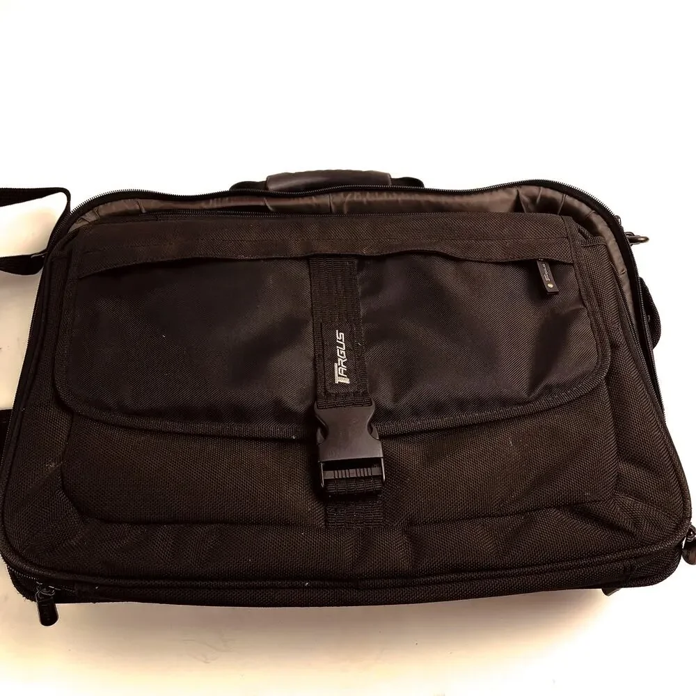 Targus - BlackTop Deluxe Notebook Case - Black